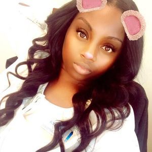 Meet your Posher, Becki